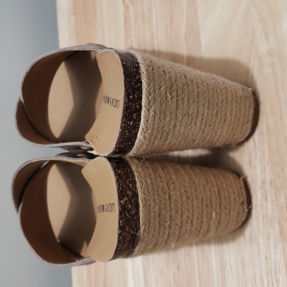 Lucky Brand Neeka Gray Snakeskin Wedge Slide - Picture 8 of 8